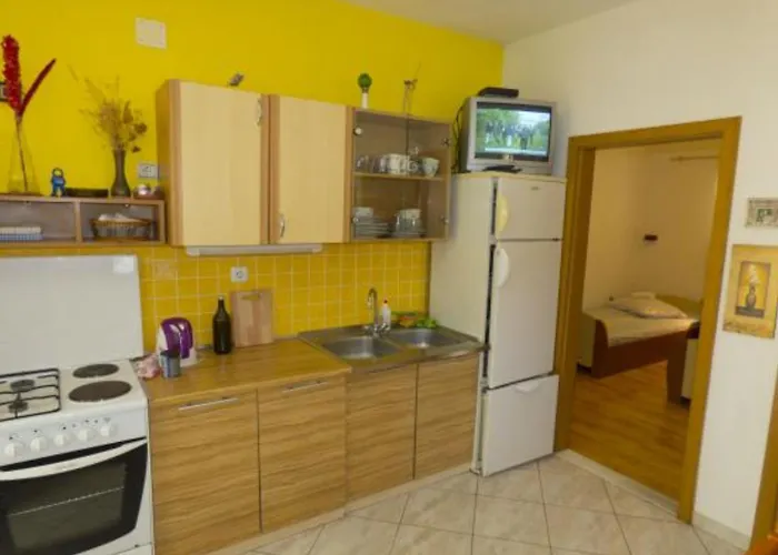 Beachfront Plaza Apartamento *